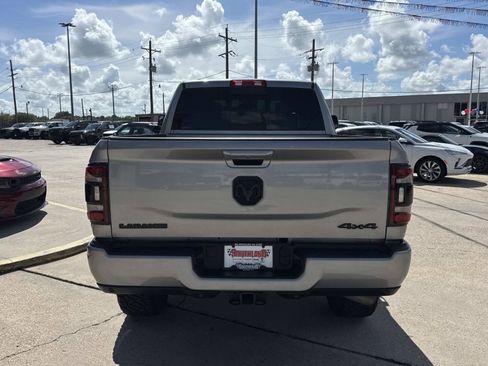 Used 2022 RAM 2500 Laramie w/ Night Edition AWD/4WD image 6