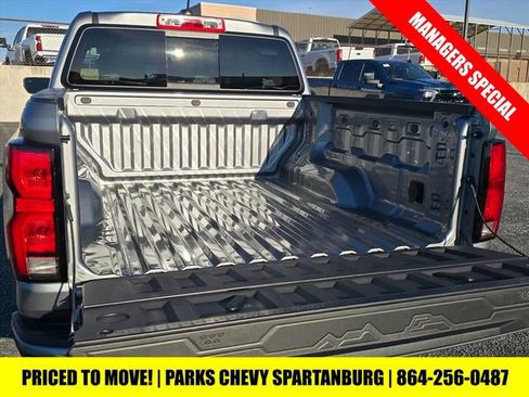 New 2025 Chevrolet Colorado LT w/ LT Convenience Package image 19