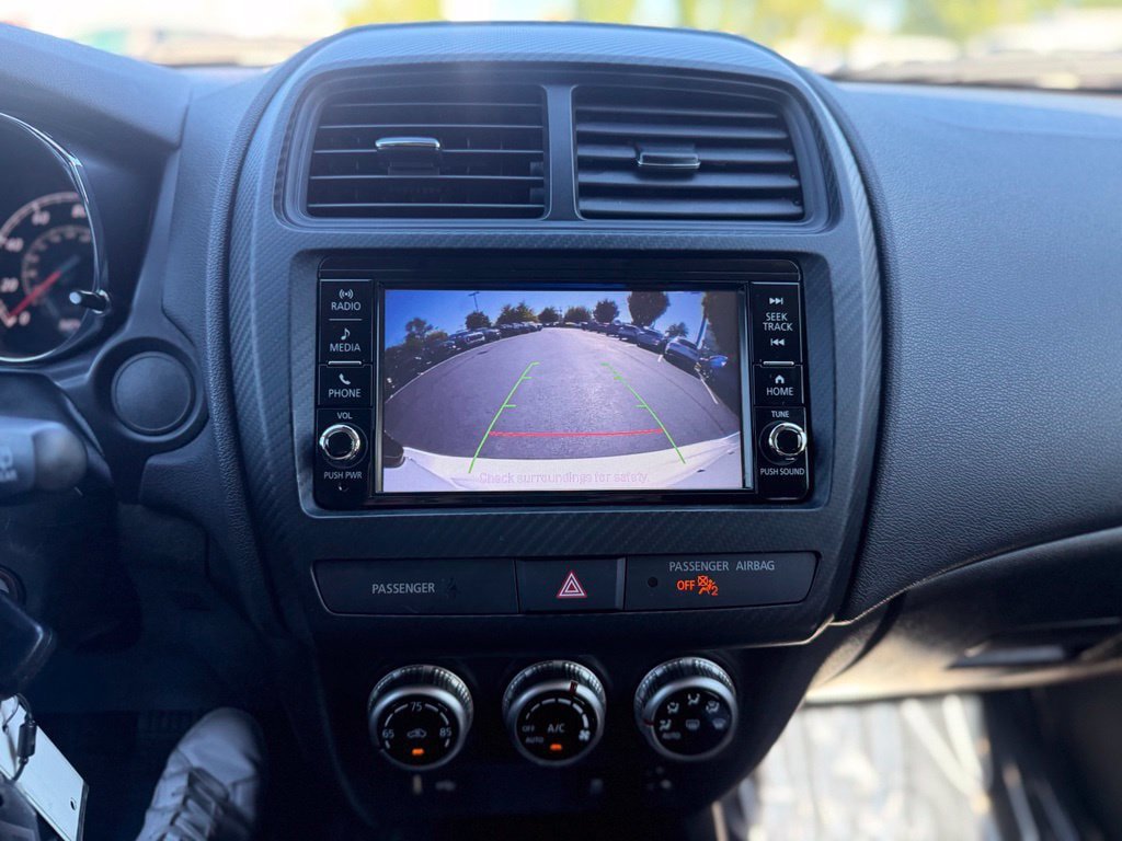 Used 2025 Mitsubishi Outlander Sport ES AWD/4WD image 26