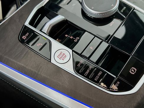 Used 2024 BMW X5 sDrive40i image 25