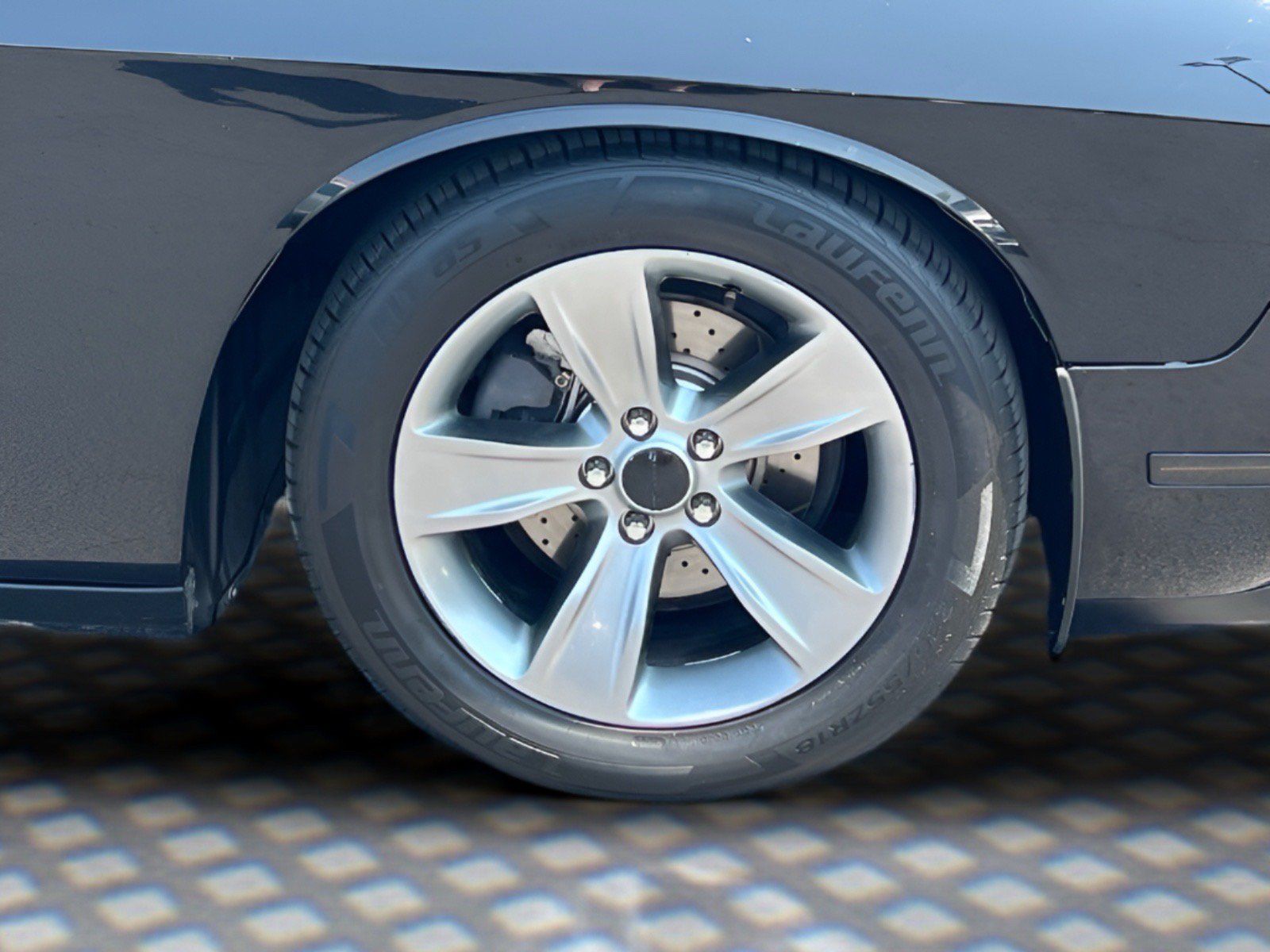Used 2013 Dodge Challenger SXT RWD image 11