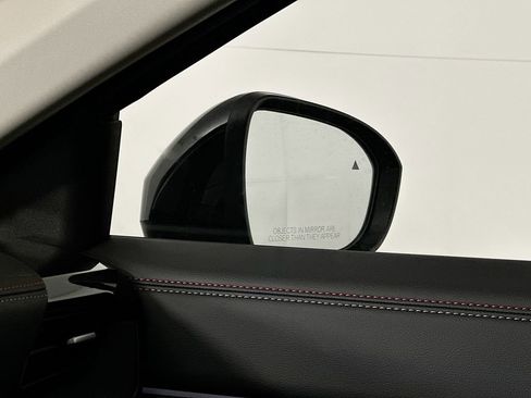 New 2026 Nissan Kicks SR w/ Cold Weather Package image 24