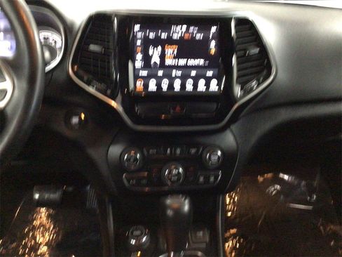 Used 2020 Jeep Cherokee High Altitude image 14