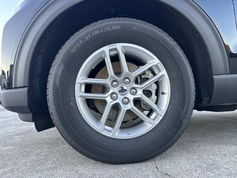 New 2025 Ford Explorer Active w/ Active Comfort Package image 11