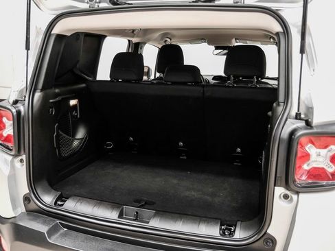 Used 2017 Jeep Renegade Altitude image 56