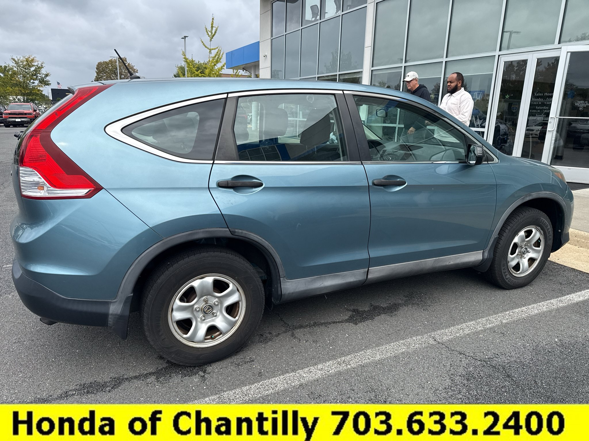 Used 2014 Honda CR-V LX image 1