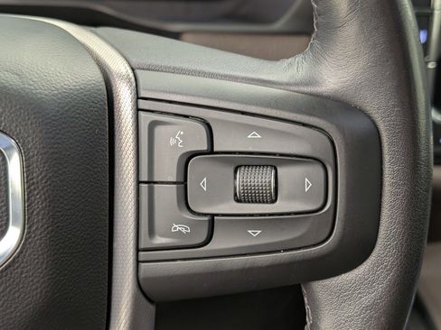 Used 2022 GMC Yukon XL Denali image 24