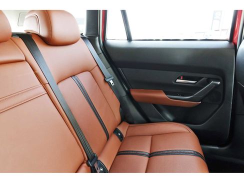 Certified 2025 MAZDA CX-50 2.5 Turbo w/ Premium Plus Pkg image 10