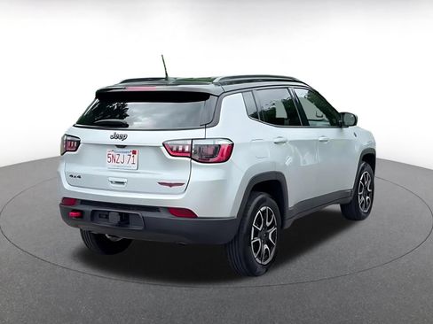 Used 2025 Jeep Compass Trailhawk w/ Trailer Tow Group AWD/4WD image 11