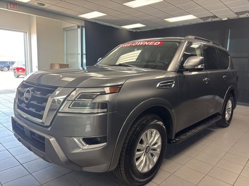 Used 2023 Nissan Armada SV image 8