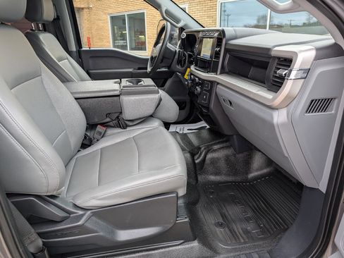 Used 2023 Ford F250 XL image 24