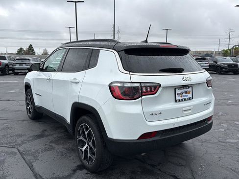 Used 2025 Jeep Compass Limited AWD/4WD image 8