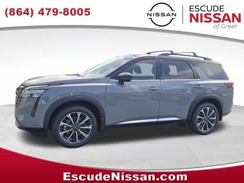 New 2026 Nissan Pathfinder Platinum AWD/4WD image 6