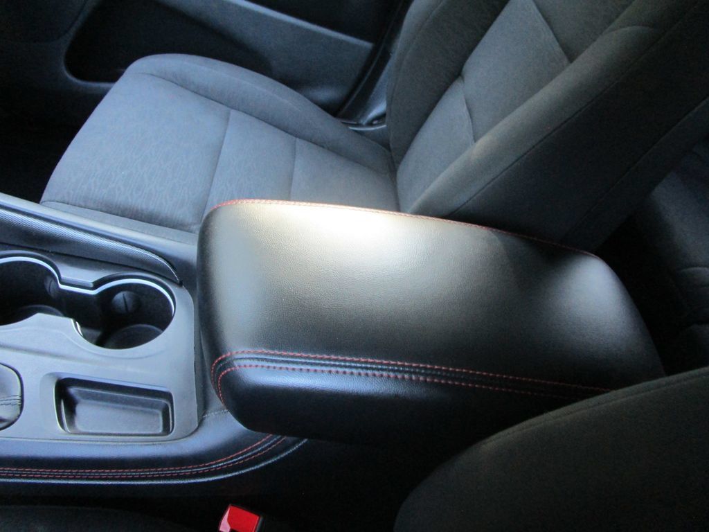 Used 2025 Dodge Durango GT AWD/4WD image 36