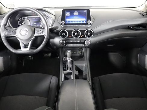 Used 2025 Nissan Sentra SV FWD image 13