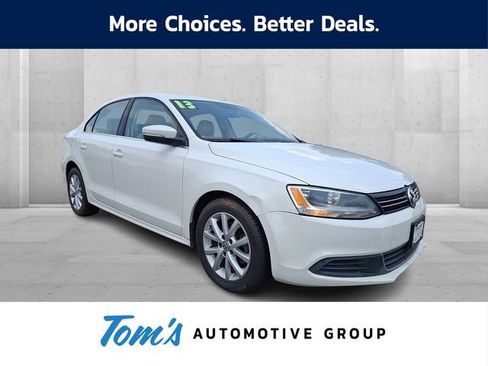 Used 2013 Volkswagen Jetta SE FWD image 1