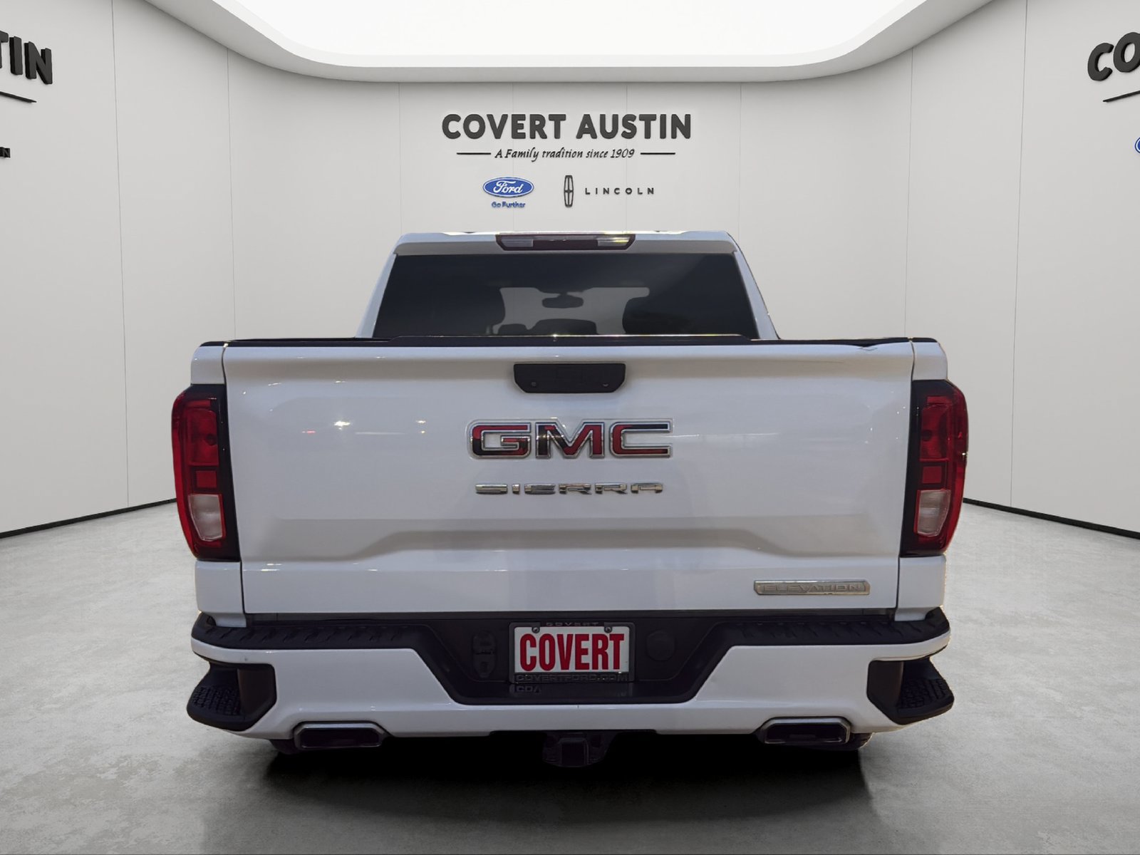 Used 2020 GMC Sierra 1500 Elevation w/ Elevation Value Package AWD/4WD image 2