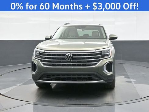 New 2026 Volkswagen Atlas SE image 2