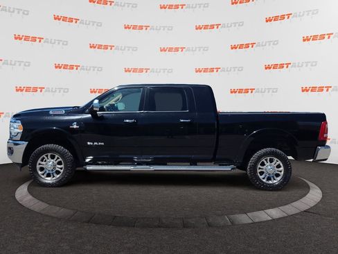Used 2019 RAM 2500 Laramie AWD/4WD image 2