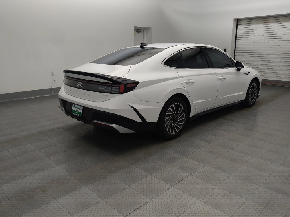 Used 2024 Hyundai Sonata SEL FWD image 9