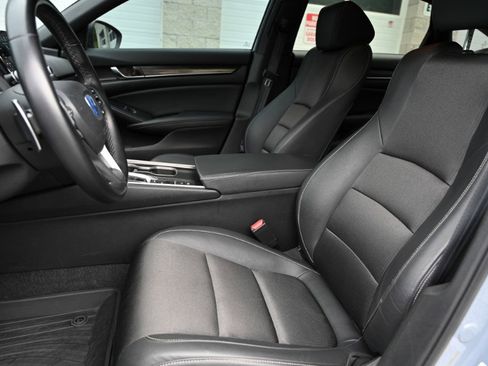 Used 2022 Honda Accord Sport image 13