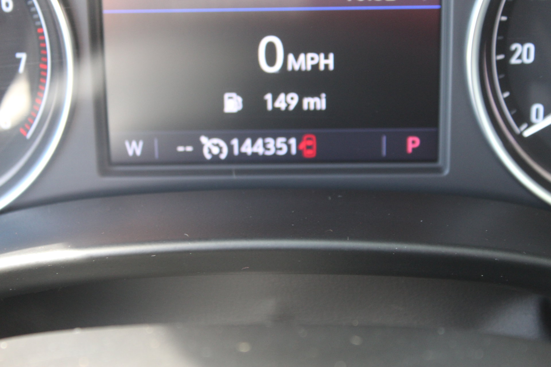 Used 2020 Buick Enclave Essence FWD image 19