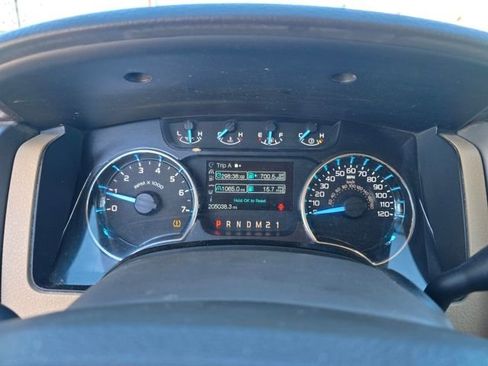 Used 2011 Ford F150 XLT w/ XLT Chrome Pkg image 21