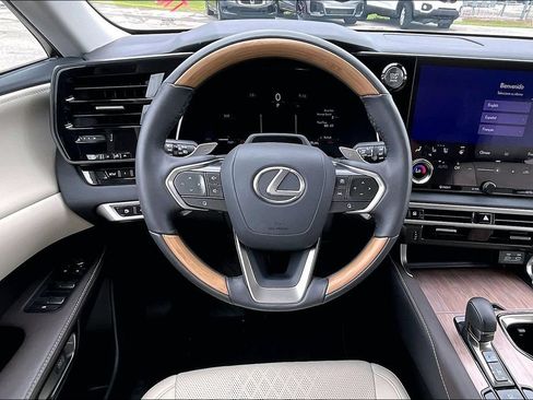 Used 2025 Lexus RX 350 Premium Plus w/ Convenience Package FWD image 7
