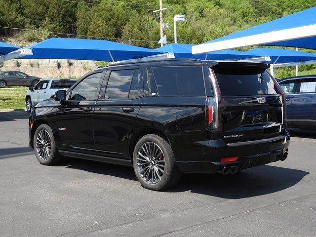Used 2023 Cadillac Escalade V w/ LPO, Floor Liner Package AWD/4WD image 40