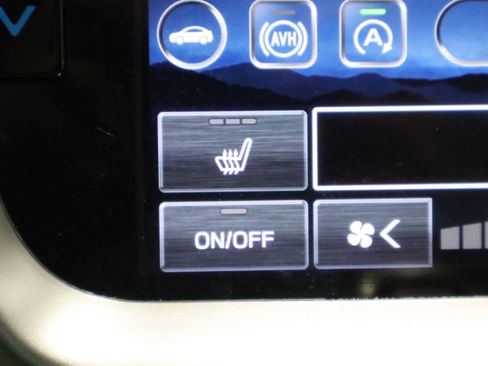 Used 2022 Subaru Legacy Limited image 24