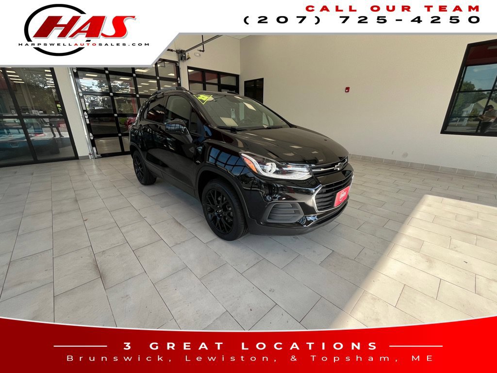 Used 2022 Chevrolet Trax LT w/ Midnight Edition AWD/4WD image 9