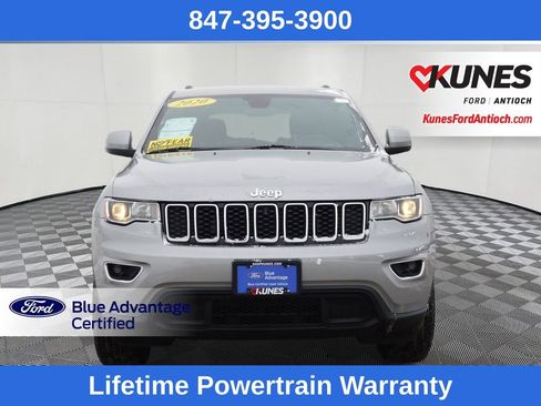 Used 2020 Jeep Grand Cherokee Laredo image 9