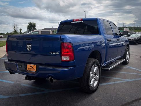 Used 2018 RAM 1500 Express w/ Express Value Package AWD/4WD image 9