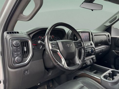 Used 2019 Chevrolet Silverado 1500 LT Trail Boss AWD/4WD image 28