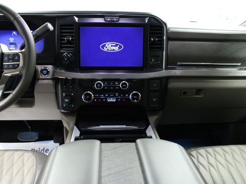 Used 2026 Ford F350 Platinum w/ Platinum Plus Package AWD/4WD image 18