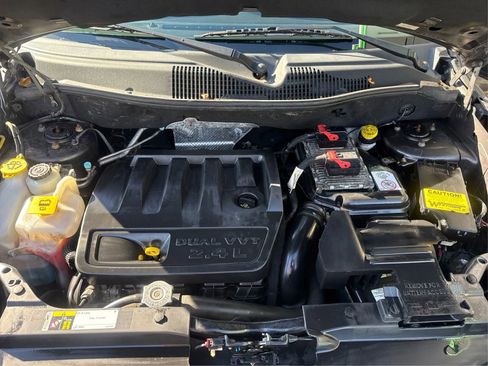 Used 2017 Jeep Compass Latitude image 10