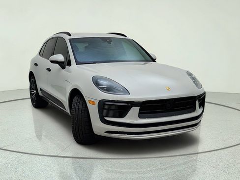 Used 2024 Porsche Macan S AWD/4WD image 4