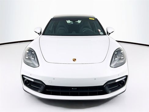 Certified 2023 Porsche Panamera 4 image 6