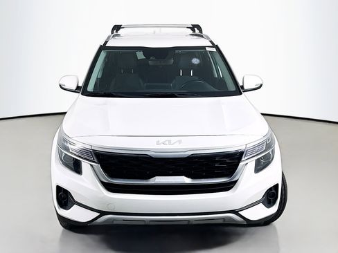 Used 2022 Kia Seltos S image 2