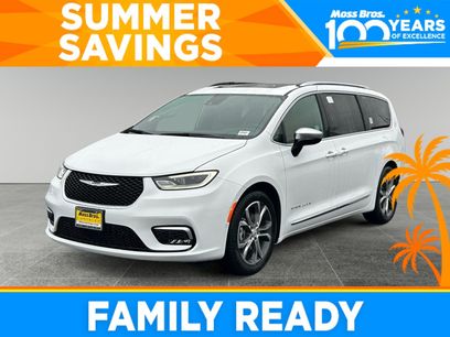New 2026 Chrysler Pacifica Pinnacle