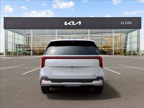 Used 2026 Kia Carnival EX FWD image 5