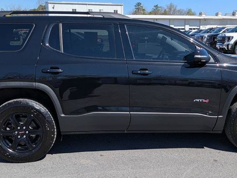 Used 2023 GMC Acadia AT4 w/ Preferred Package AWD/4WD image 7