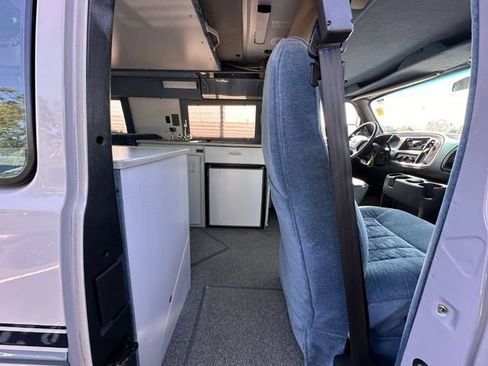 Used 2001 Dodge B2500 RWD image 27