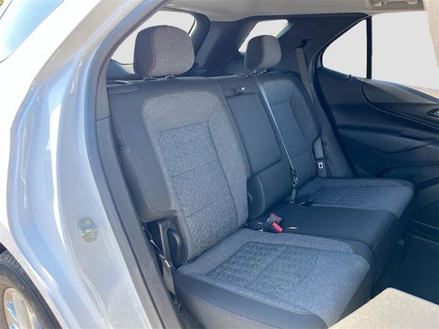 Used 2022 Chevrolet Equinox LT image 25