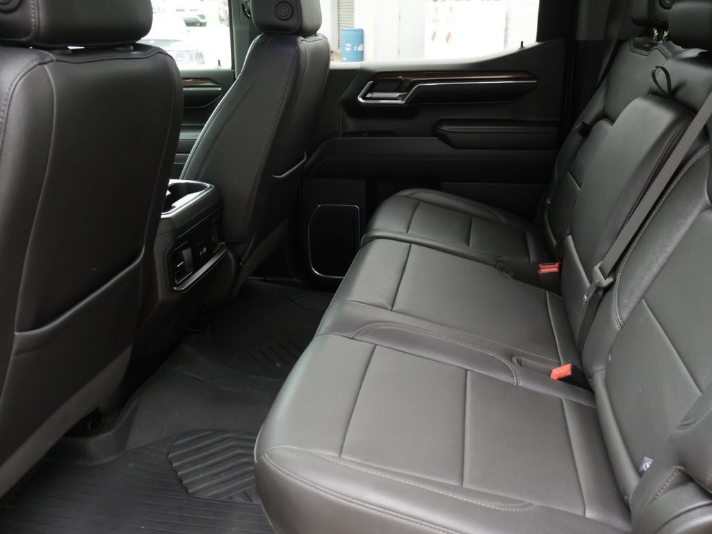 Used 2024 Chevrolet Silverado 1500 RST w/ Convenience Package II AWD/4WD image 12