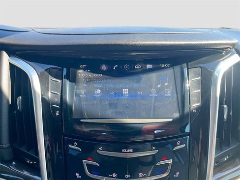 Used 2020 Cadillac Escalade Luxury image 15