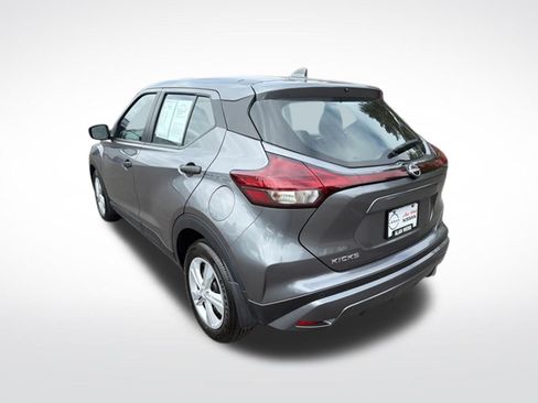 Used 2024 Nissan Kicks S FWD image 5