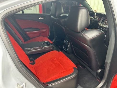Used 2022 Dodge Charger Scat Pack w/ Dynamics Package image 38