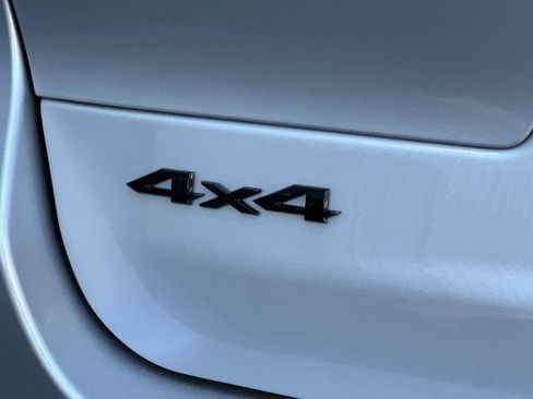 New 2026 Jeep Grand Cherokee L 4WD image 28