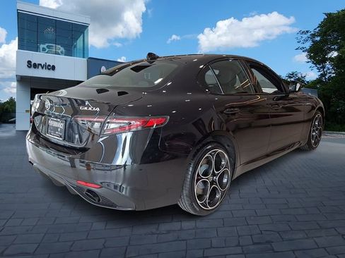 New 2026 Alfa Romeo Giulia Base image 3